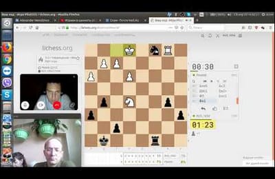 Играем в шахматы в прямом эфире.
