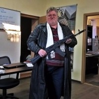 Владимир Левашов