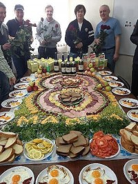 Ну,с праздником что ли?))))))))))) Ну,с праздником что ли?)))))))))))