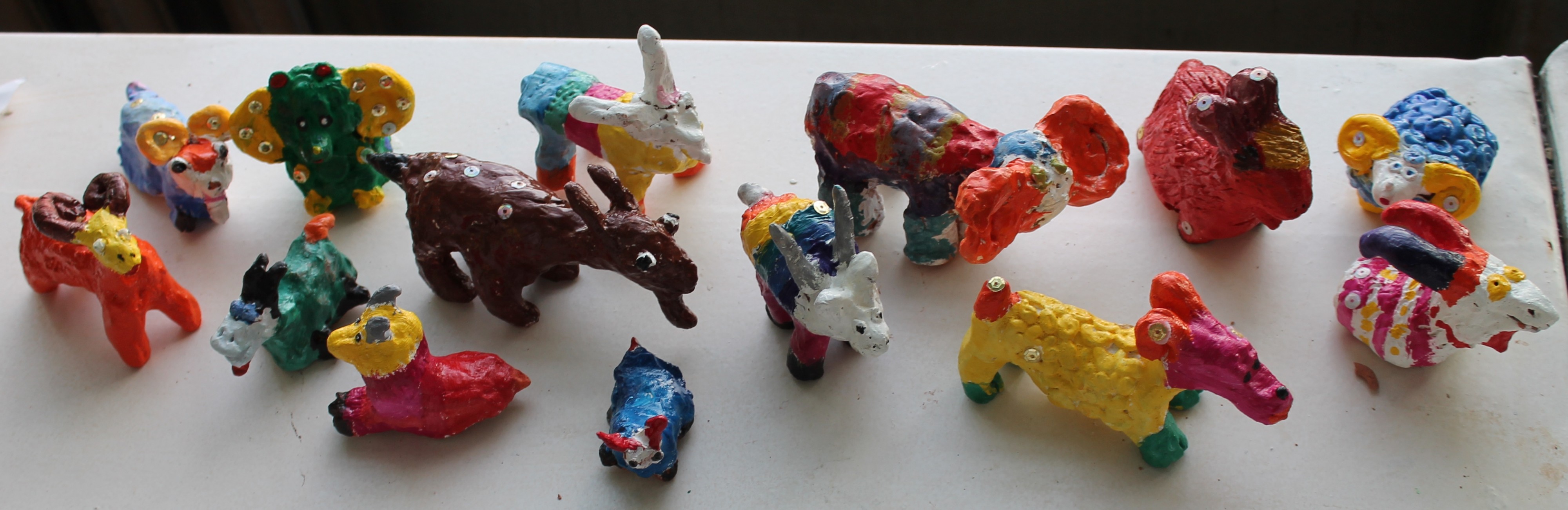 Юные художники нарисовали и слепили..