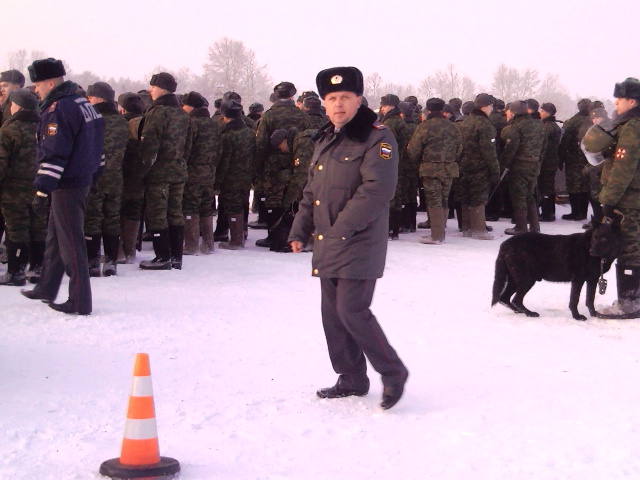 нас защищают