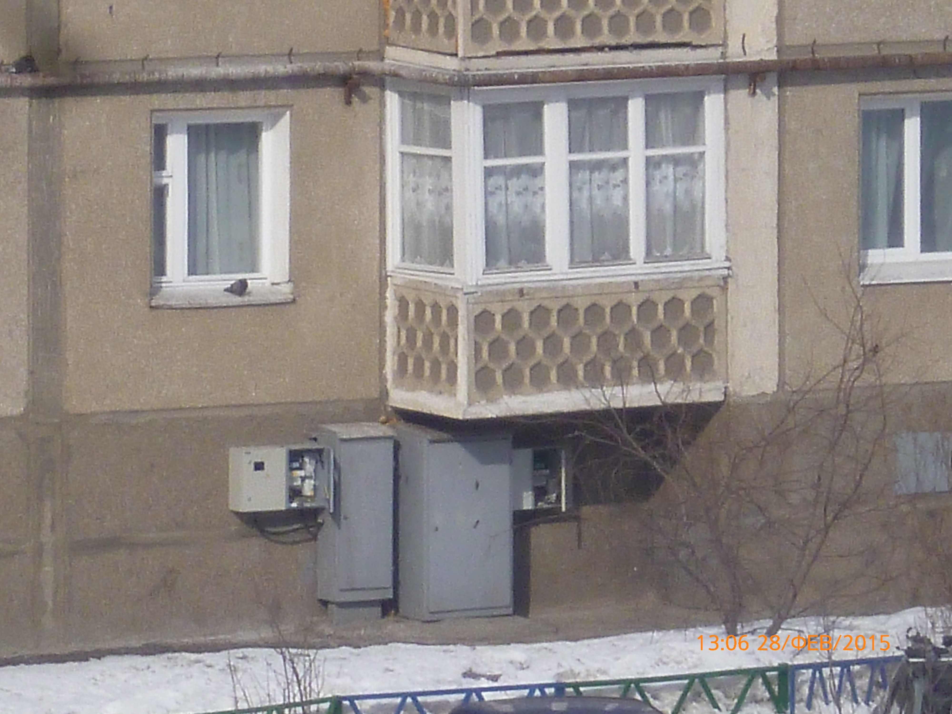 28.02.2015. 7а-м-он-3 дом. два счетчика из четырех-вскрыты. А вообще на 3 доме всего 9 наружных счетчиков