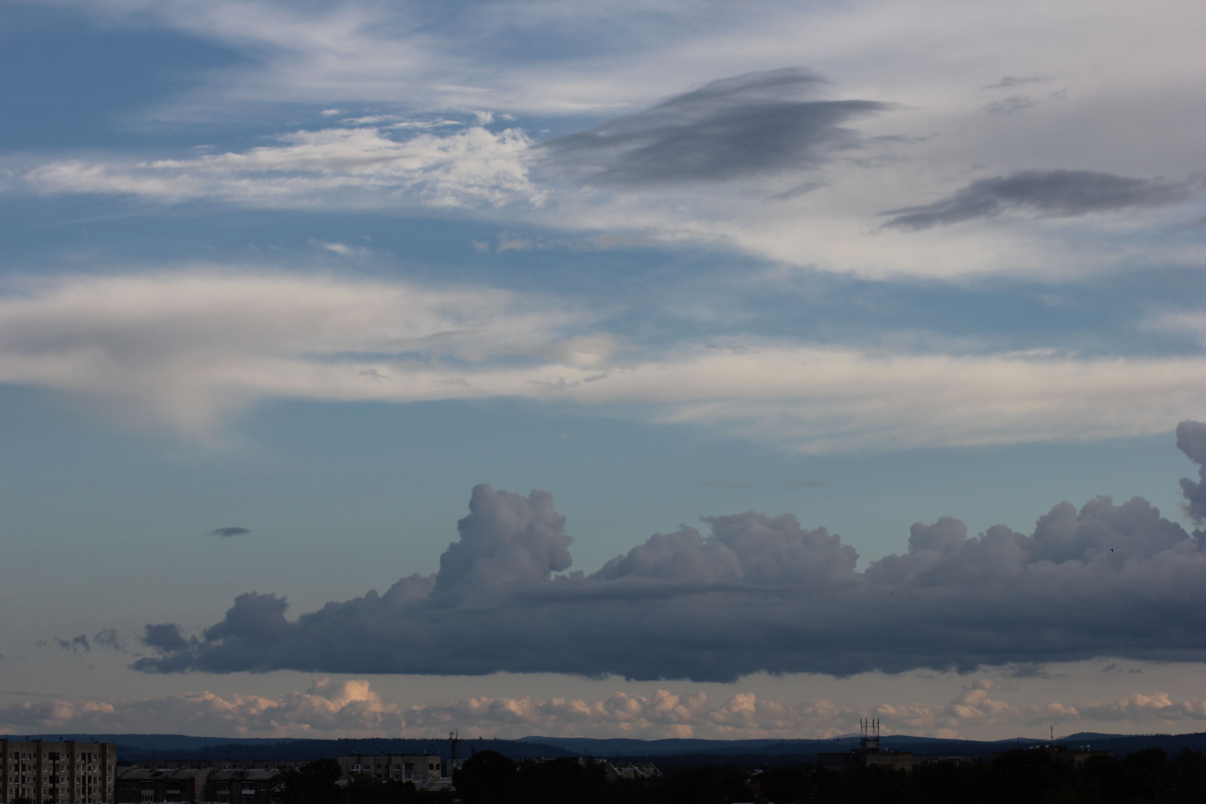 Сирёга а энто его хвост)))