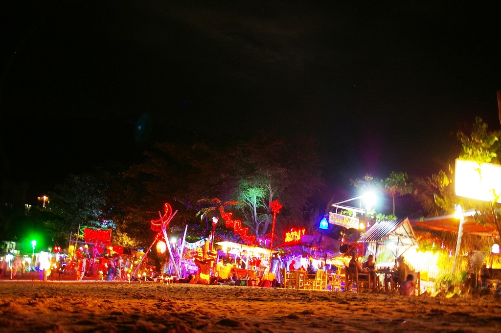 пляж Ло-Далум вечером