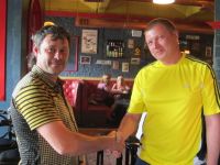 Желтая майка лидера