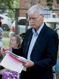 Черных Н.И. руководитель МКП ММО "Развитие": Он   и есть виновник  отсутствия тепла в мегетских домах