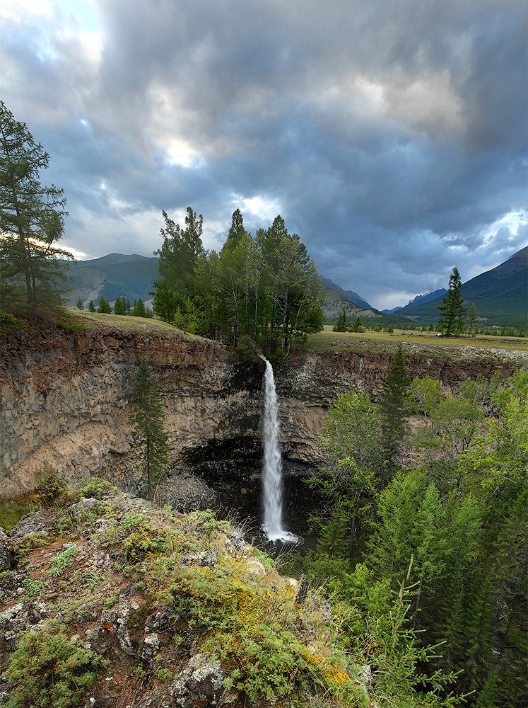 Водопад малый Жомболок