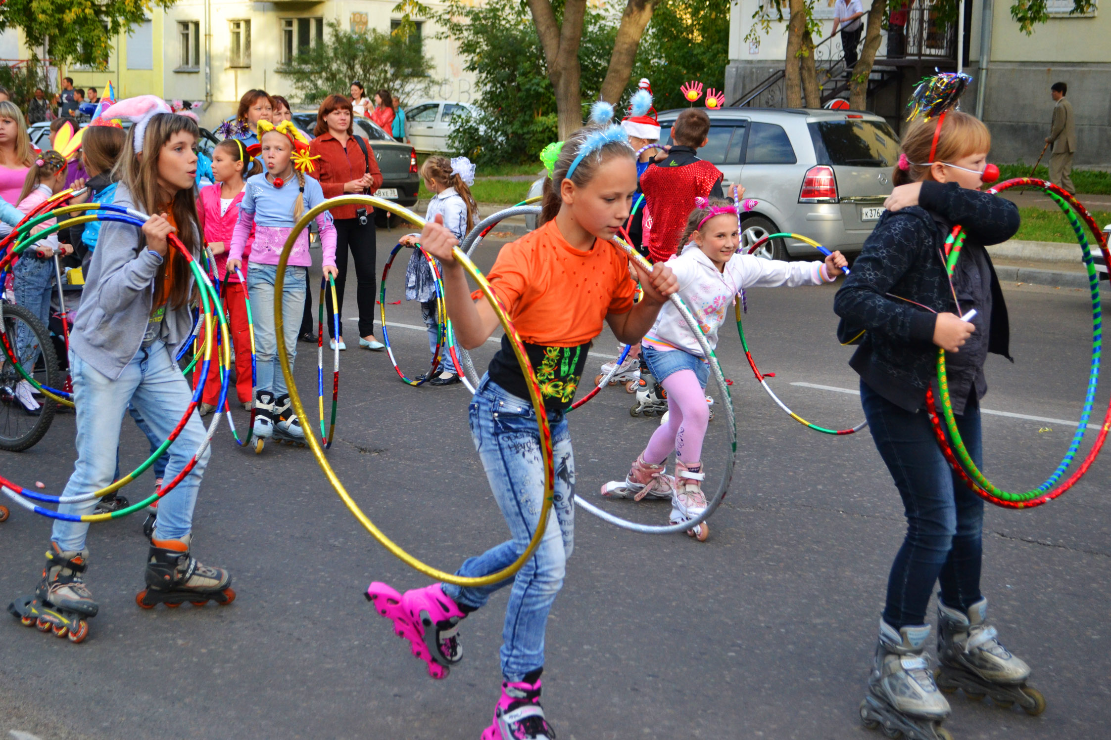 11 сентября. Шествие в честь юбилея ДК "Современник". Фото Елены Пешковой