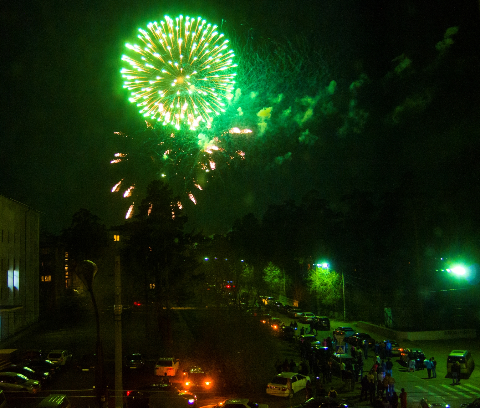 Салют 9 мая 2015 1729