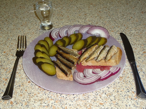 закусонистая закусь понидельнечная))))))