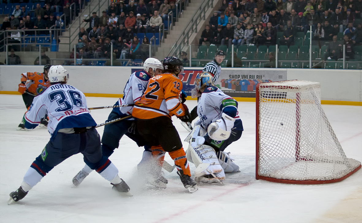 Борьба у ворот