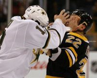 1235719586 hockey 03