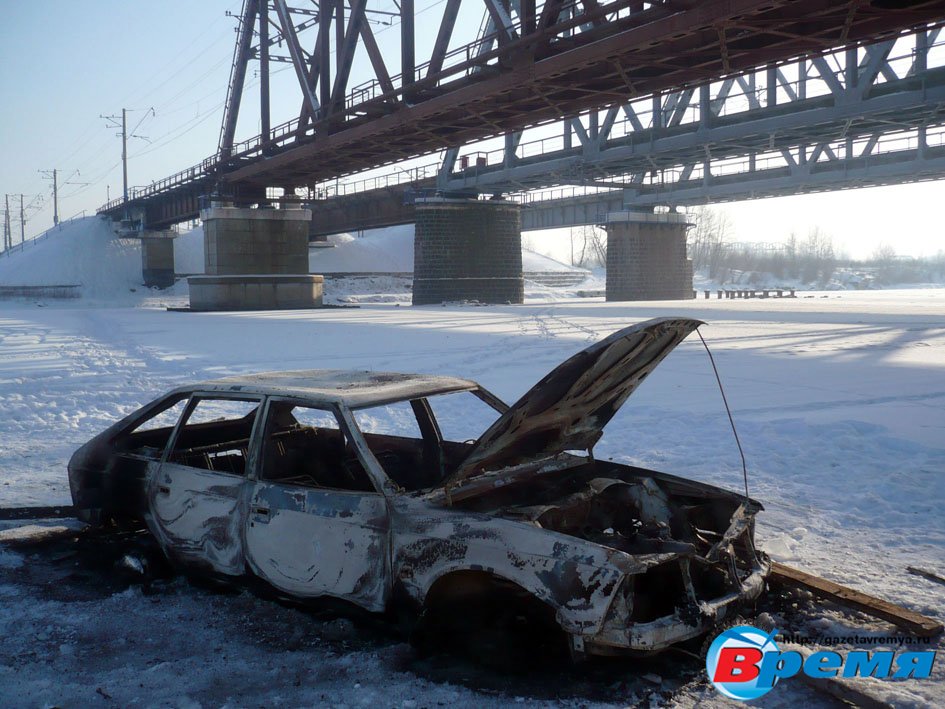 Москвич сожгли под Китоем