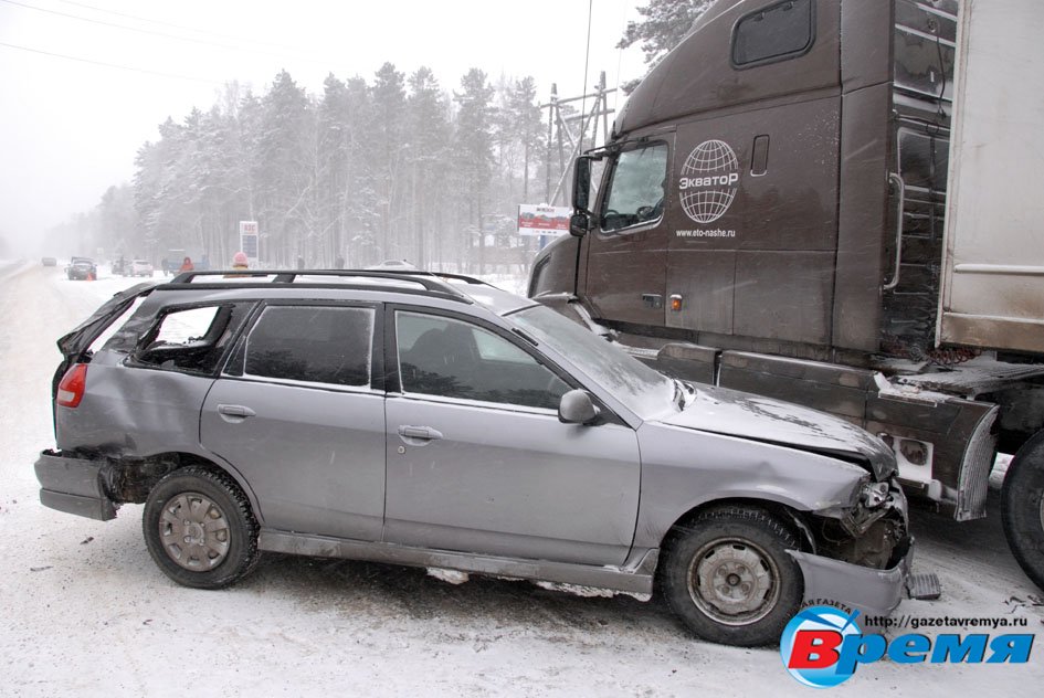 09.12.2009 авария возле Юго-Восточного (2)