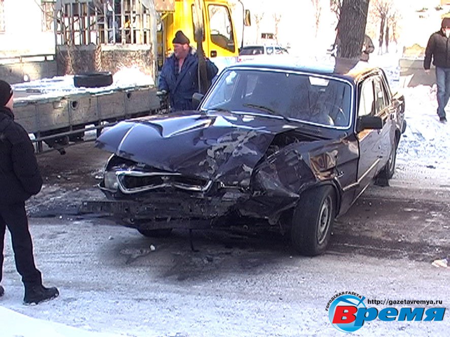 02.03.2010 авария на перекрестке улиц Октябрьской и Маяковского