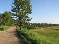 Тропинка вдоль обрыва