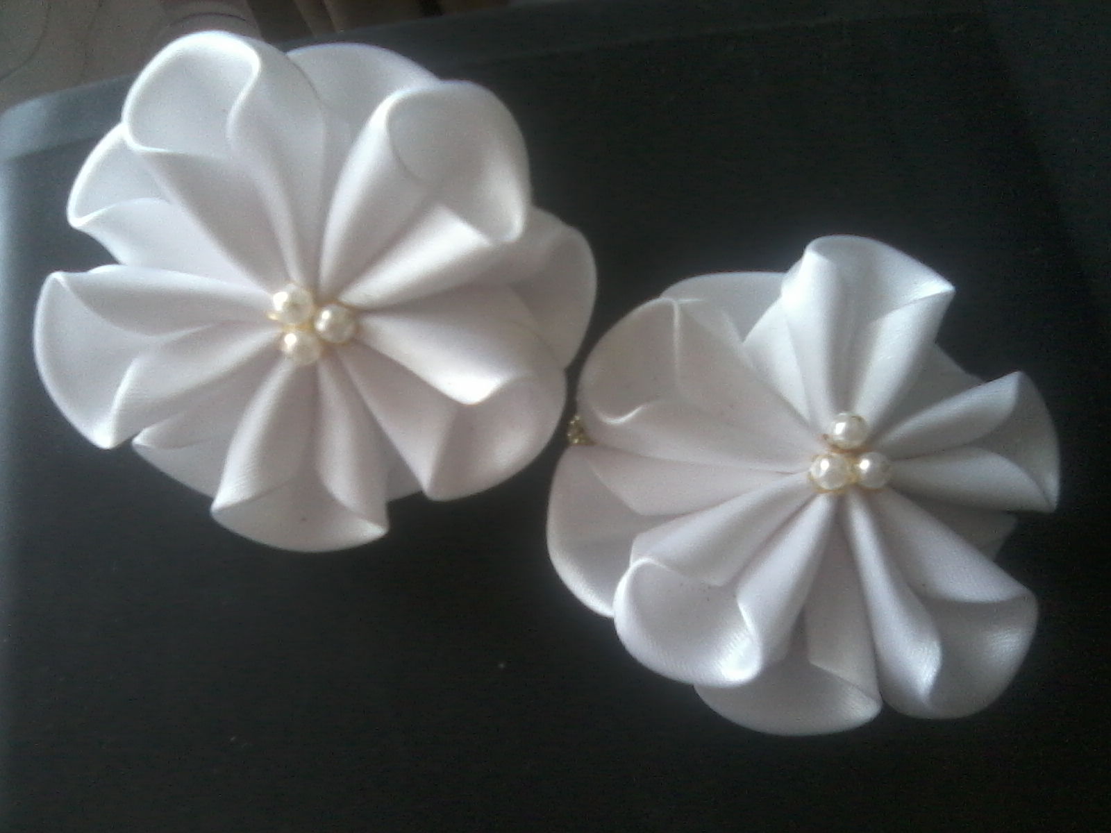 Бант школьный,резинка. 70 руб.шт.