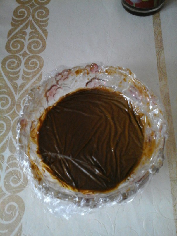 Порция свежей приготовленной хны