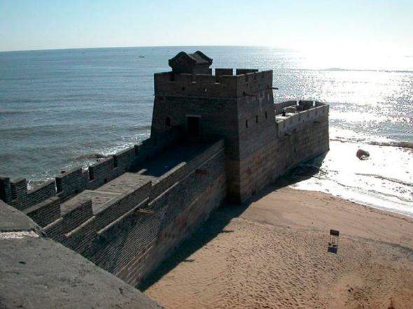 Великая Китайская Стена упирается в море