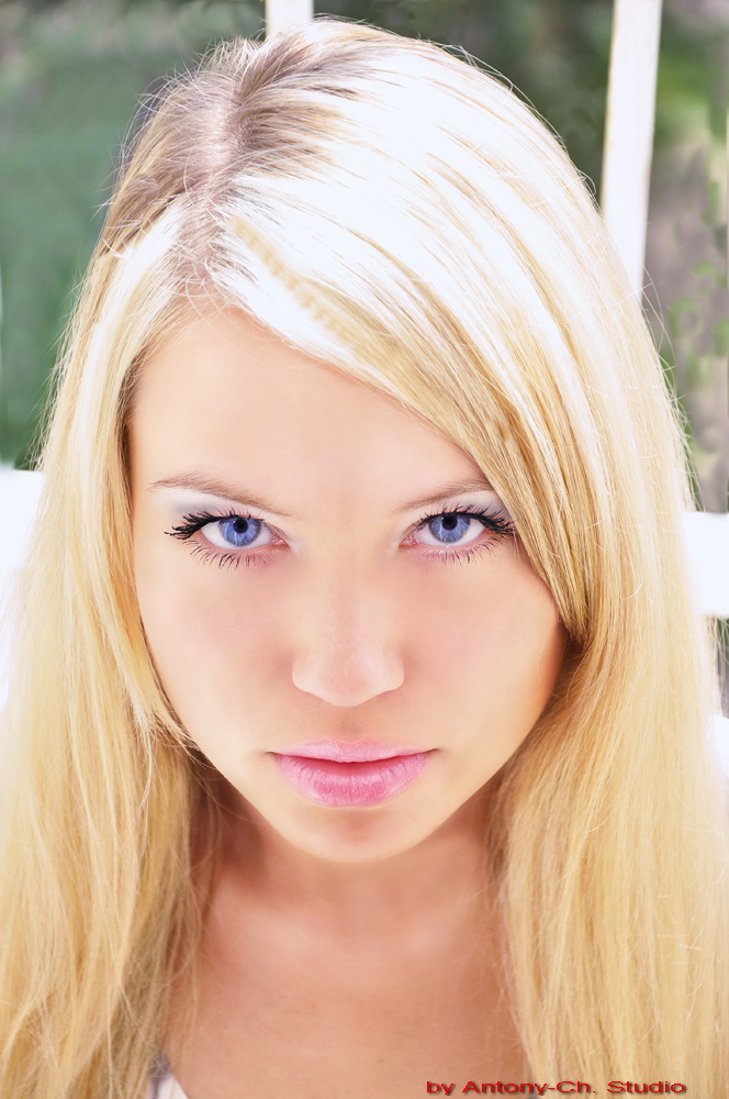 Следящим за творчеством... : ))