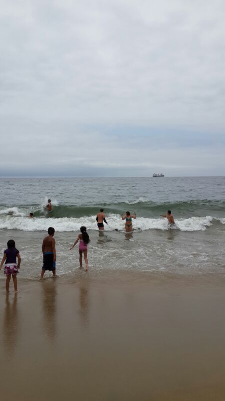 игра с океанскими волнами