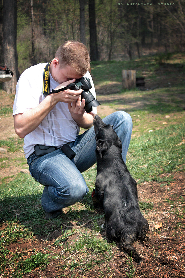 А ну ка, что у тебя здесь вкусненького?  : ))