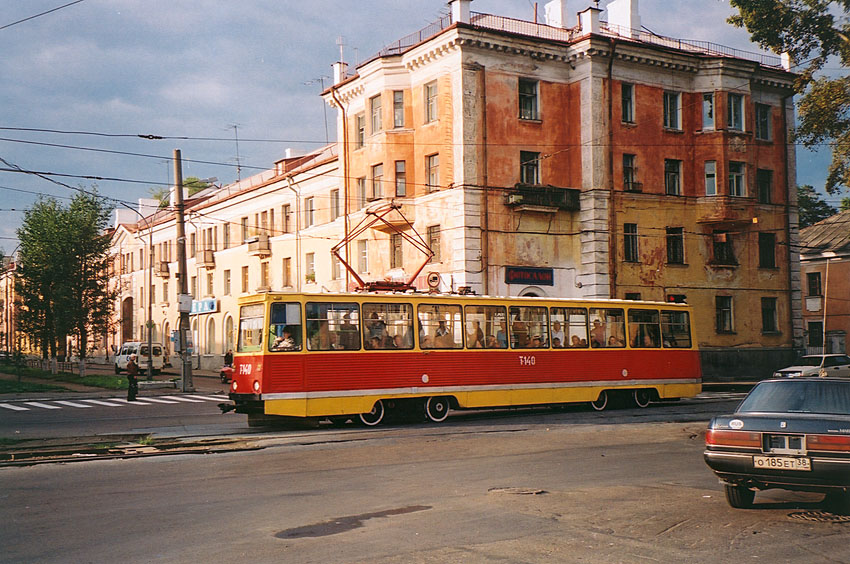 ул.Кирова август 2002г