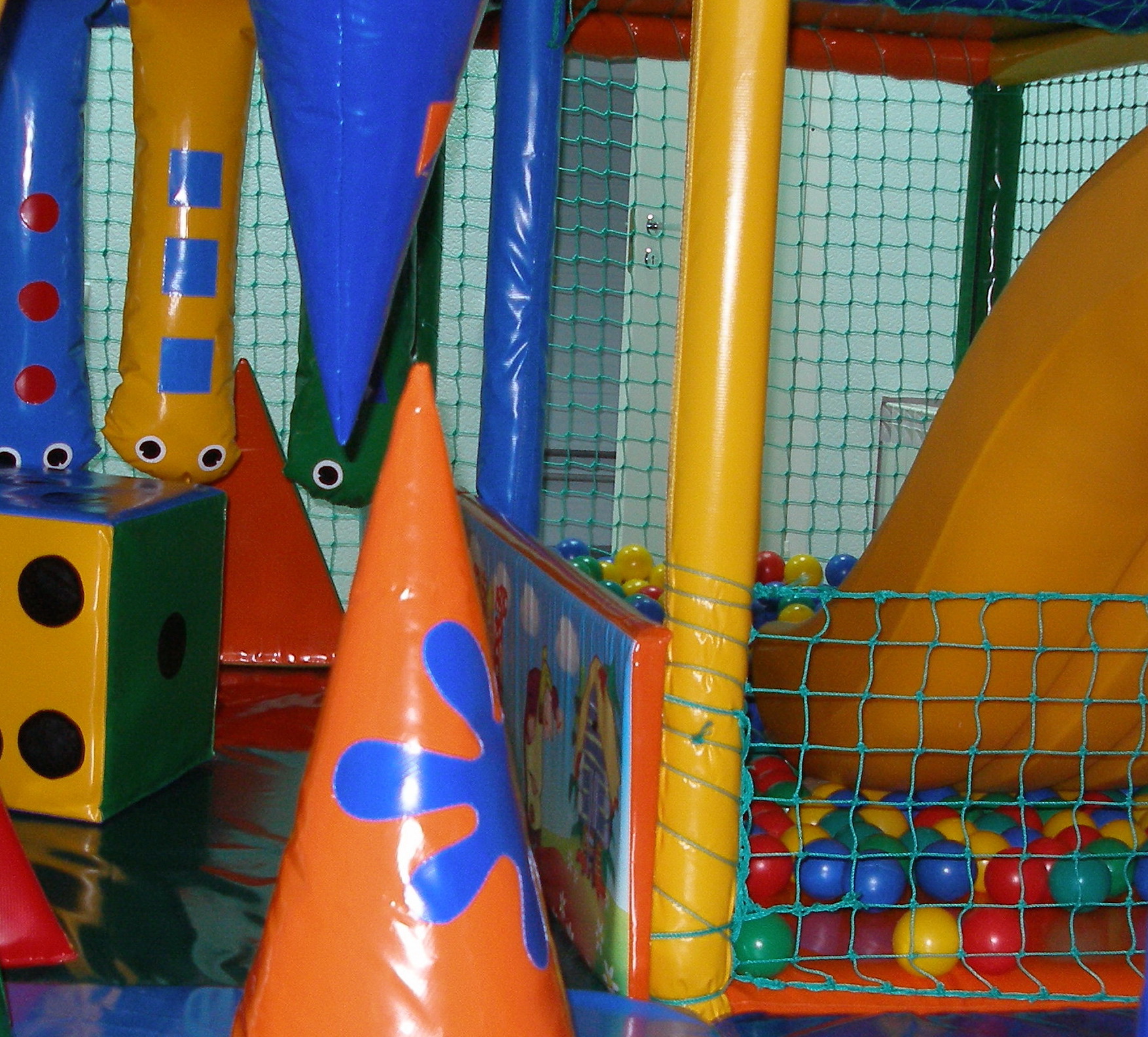 Лабиринт: вид изнутри