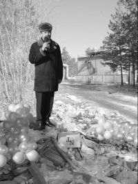 Торжественное открытие административного субботника по уборке мусора Торжественное открытие административного субботника по уборке мусора