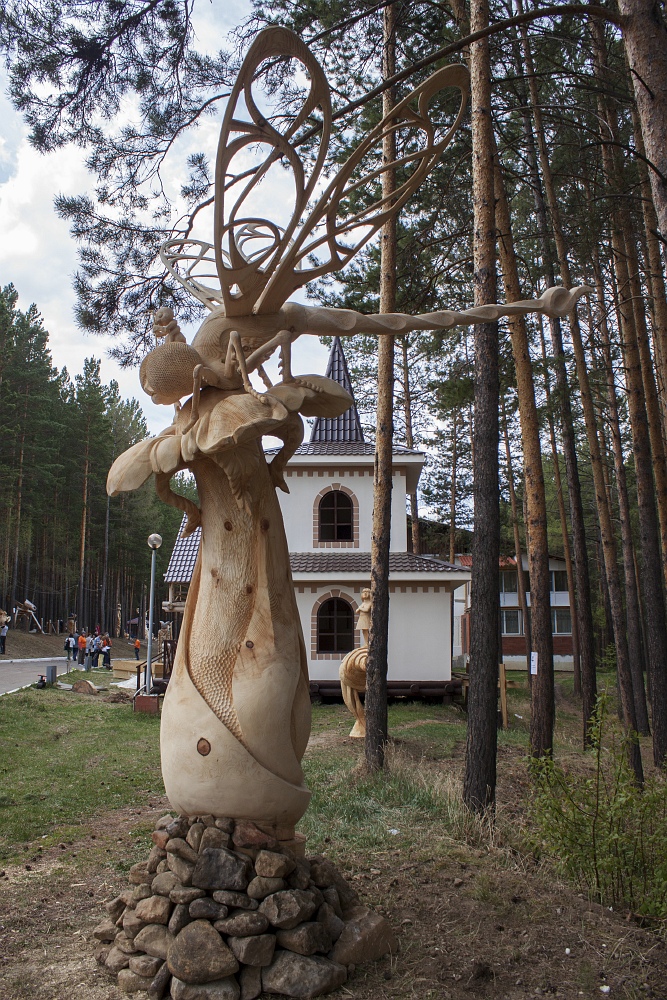  "Улётная фантазия" (стрекоза и муравей). Руслан Карелов Иркутск и Евгений Мишарин (Хилок)