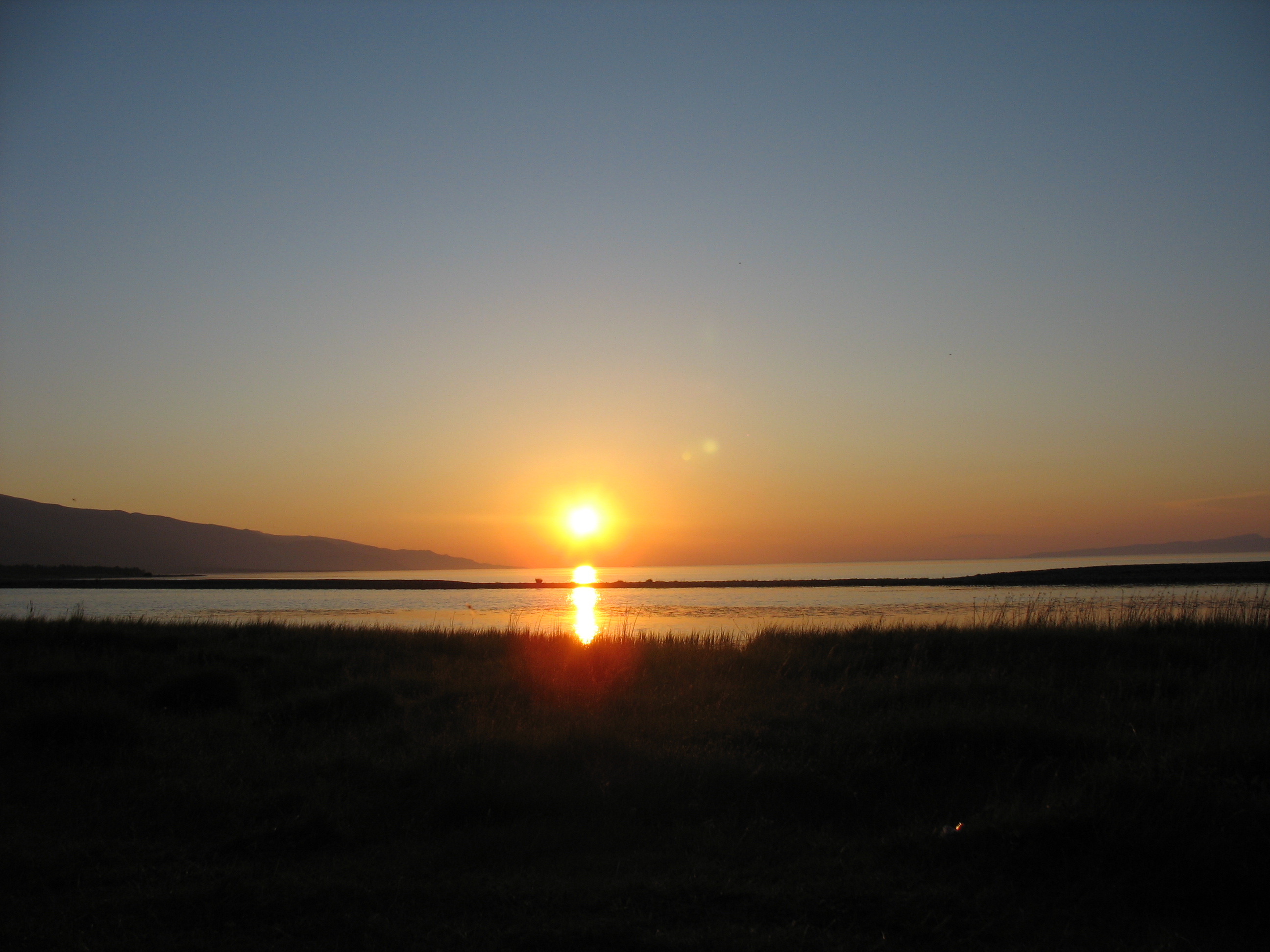 Рассвет на Байкале