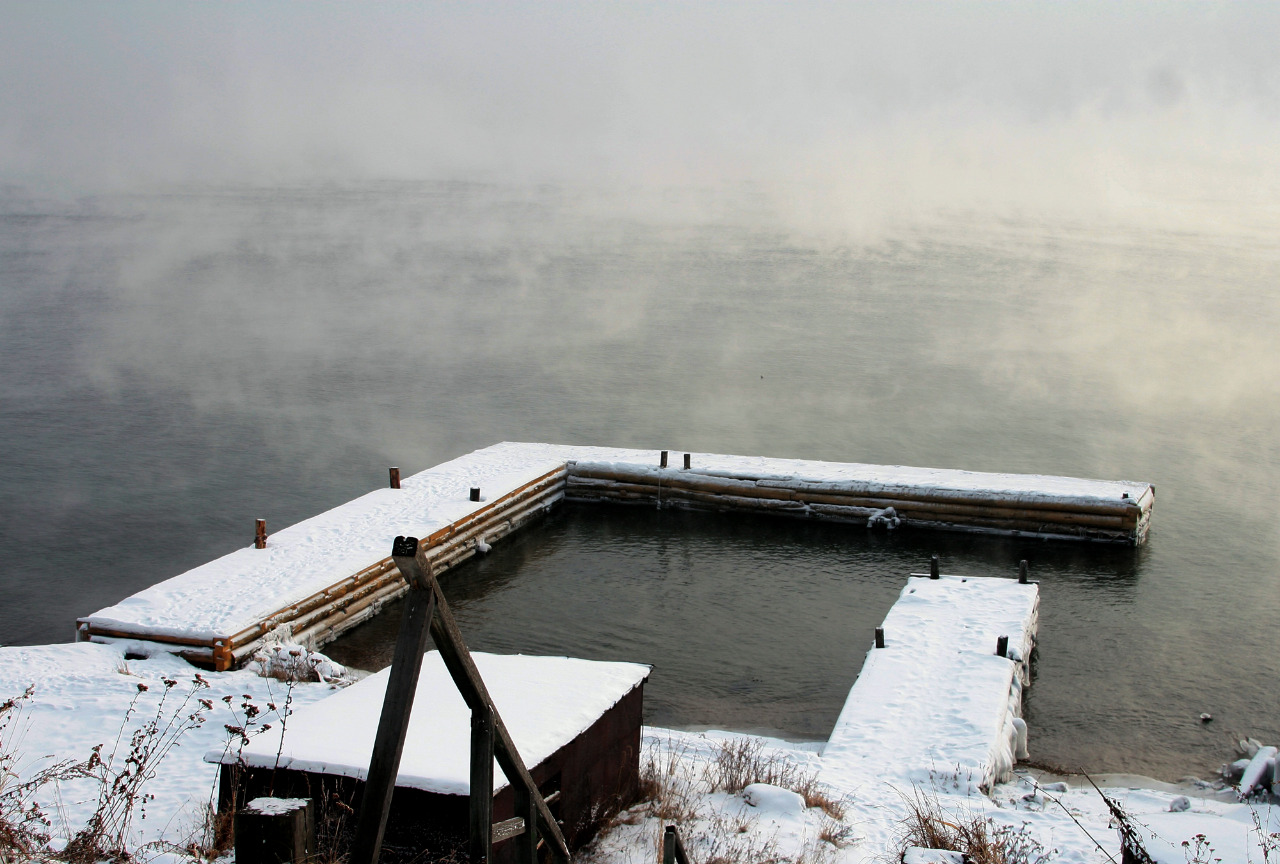 Белый квадрат