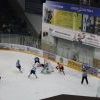 Ворота сбиты,но вратарь на месте. Ворота сбиты,но вратарь на месте.