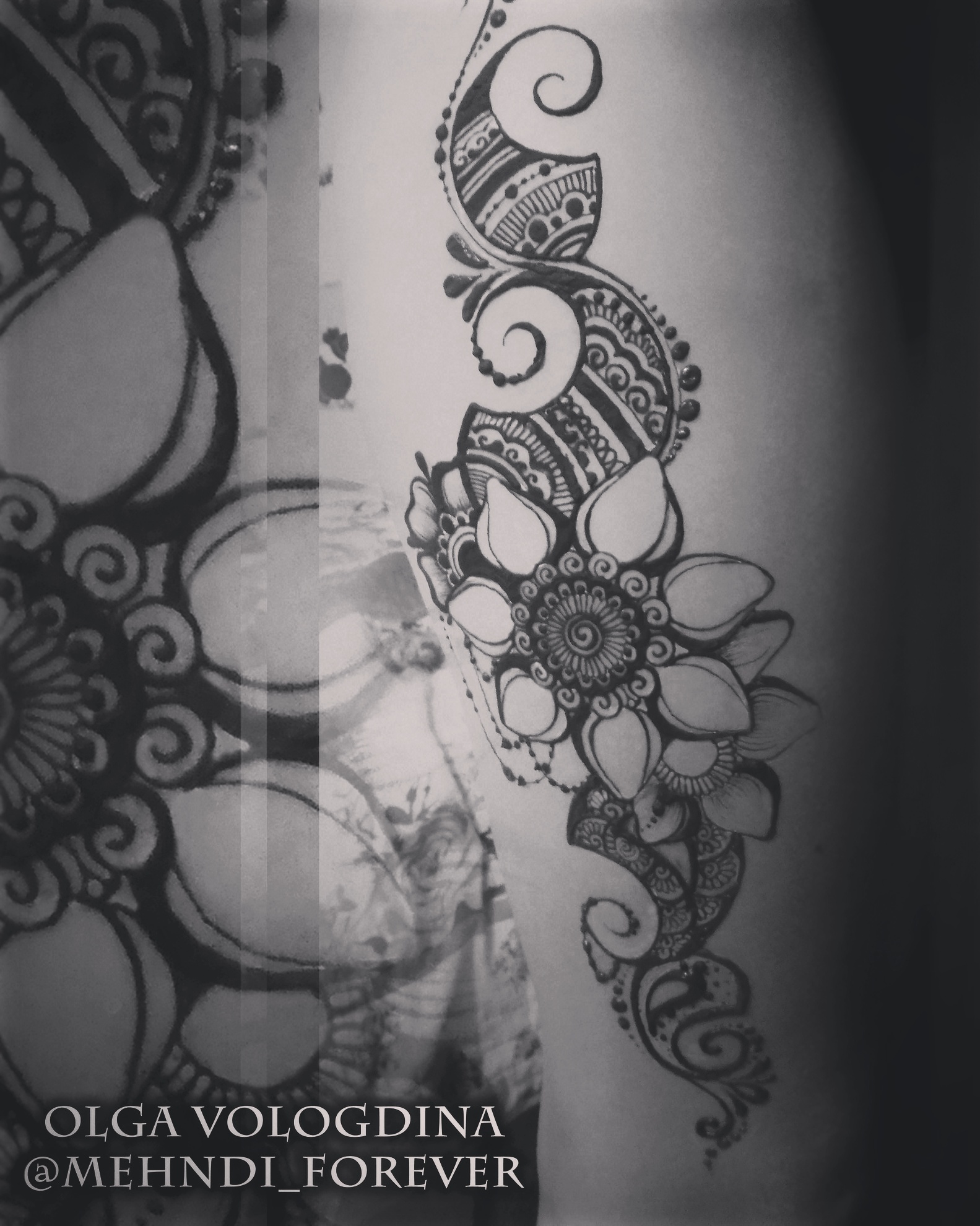 Классическая цветочная композиция