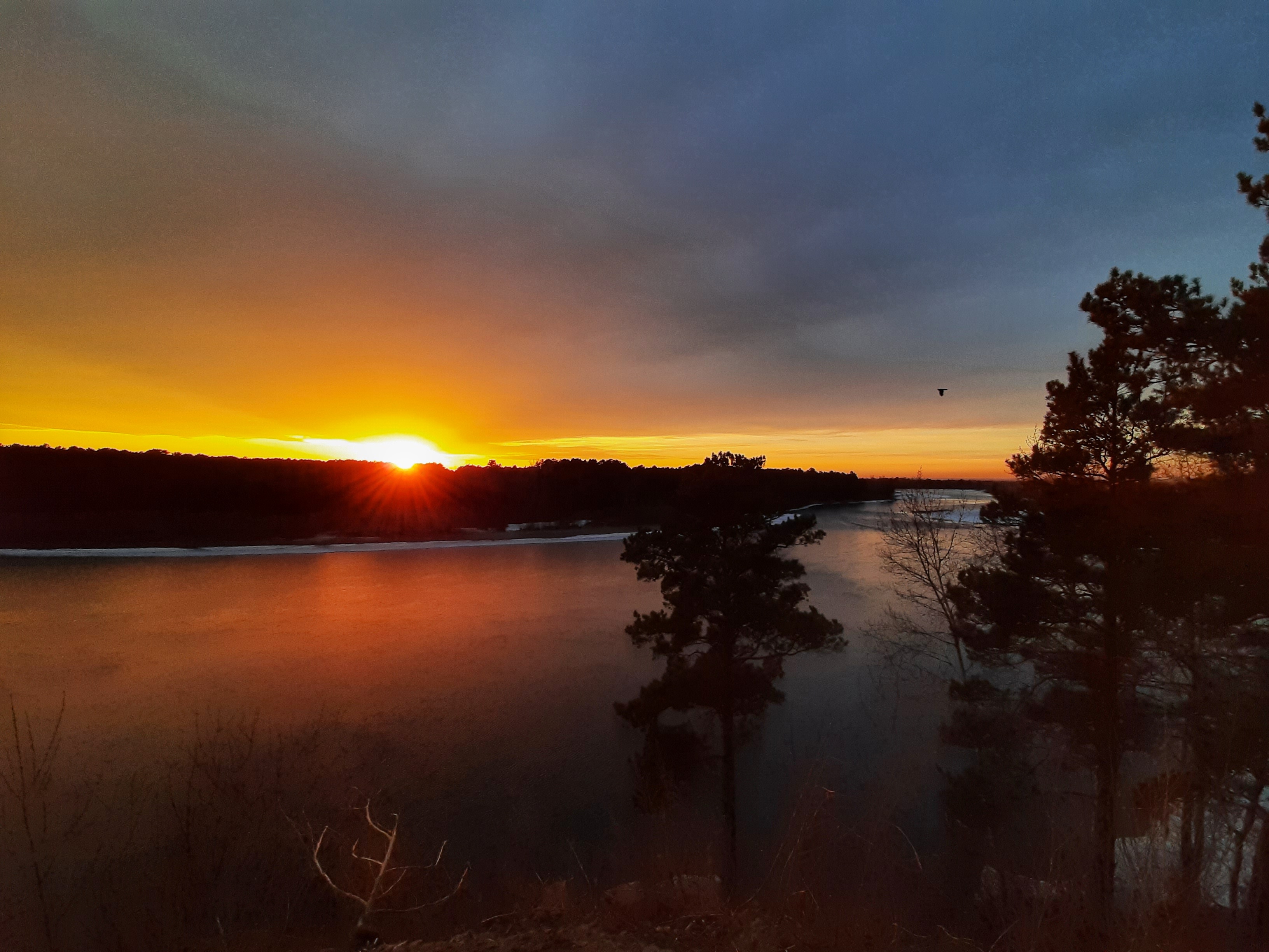 Закат перед снегопадом 