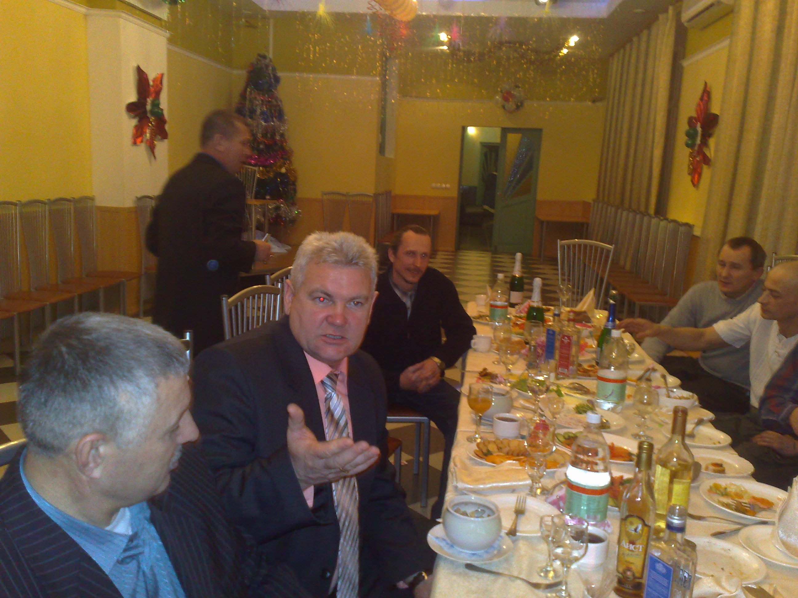 так называемый предновогодний "карпаративчик" организации "ПАТРИОТ"- отметить "день ввода войск в ДРА"