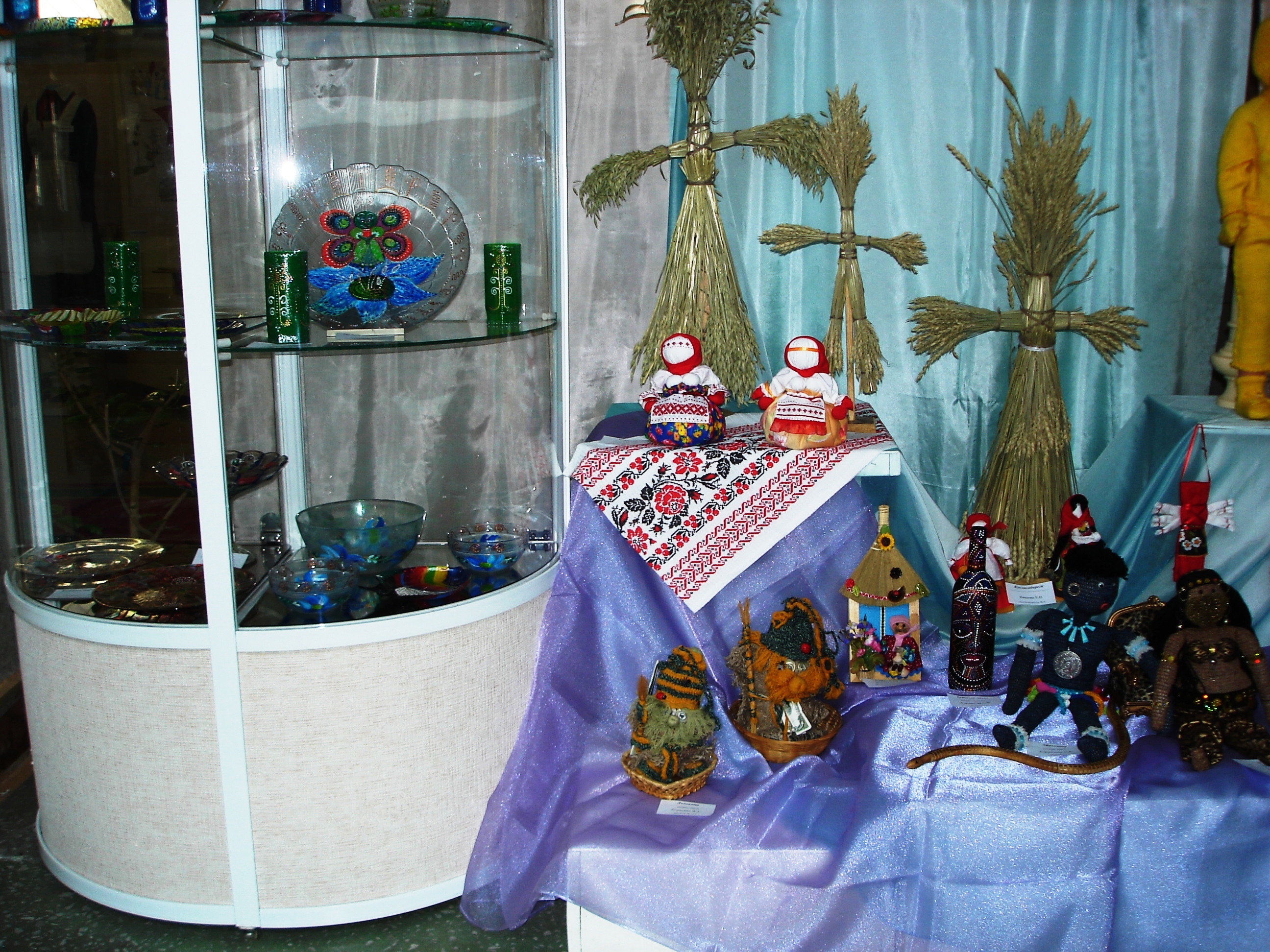 Выставка декоративно-прикладного искусства