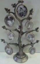 Рамка "Дерево" - особенно хороша в классическом интерьере!