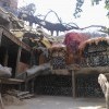 Внутри двора Crazy House Внутри двора Crazy House