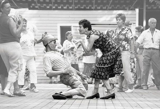 Если мы перестали делать глупости — значит, мы состарились..