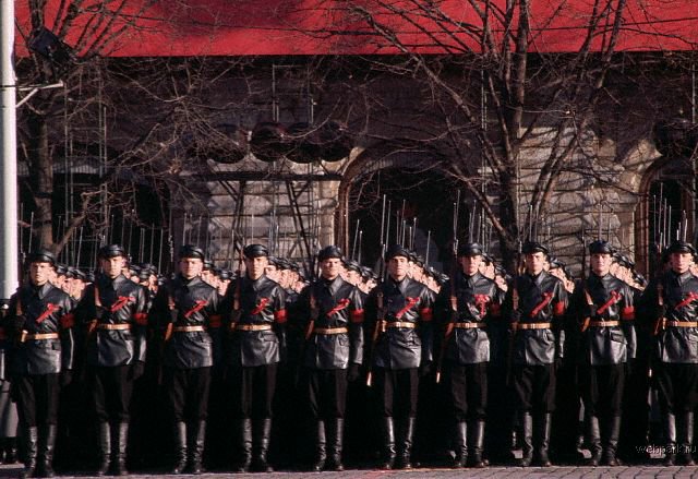 7 ноября 1975 года