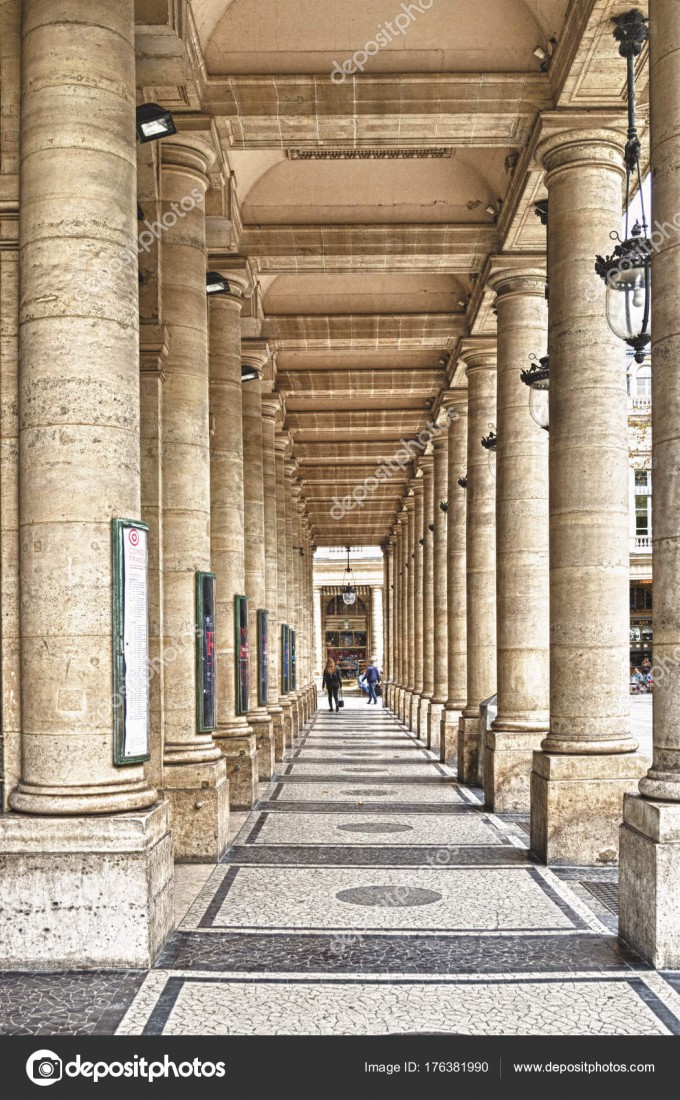 Колоннада Пале-Рояль