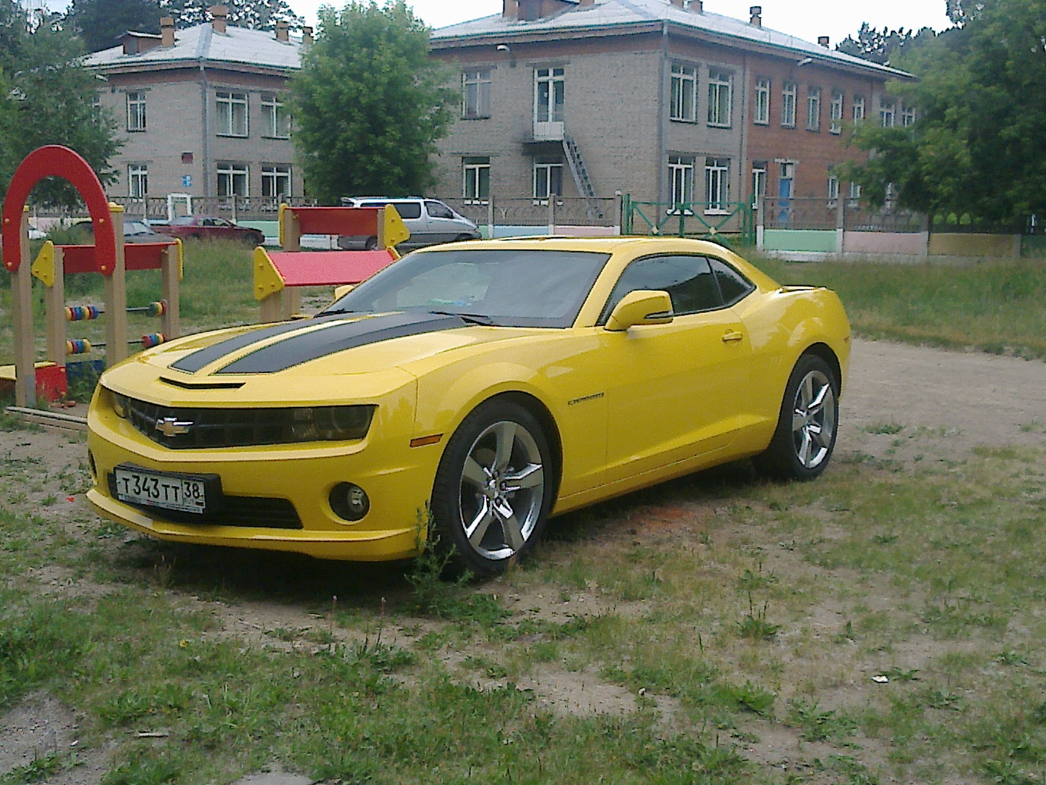 Camaro на газонах))