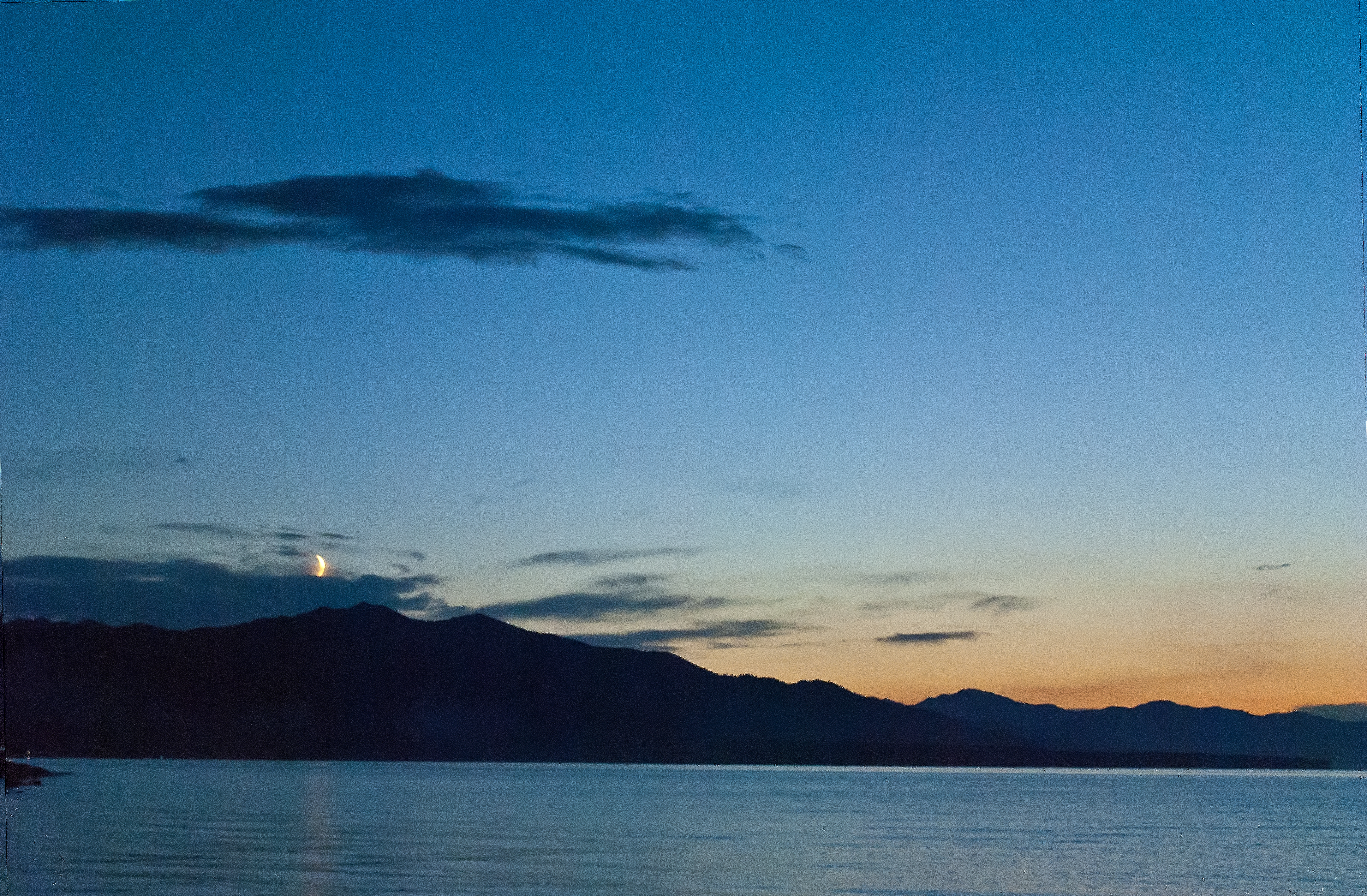 Байкал, Новоснежная. Вечер.