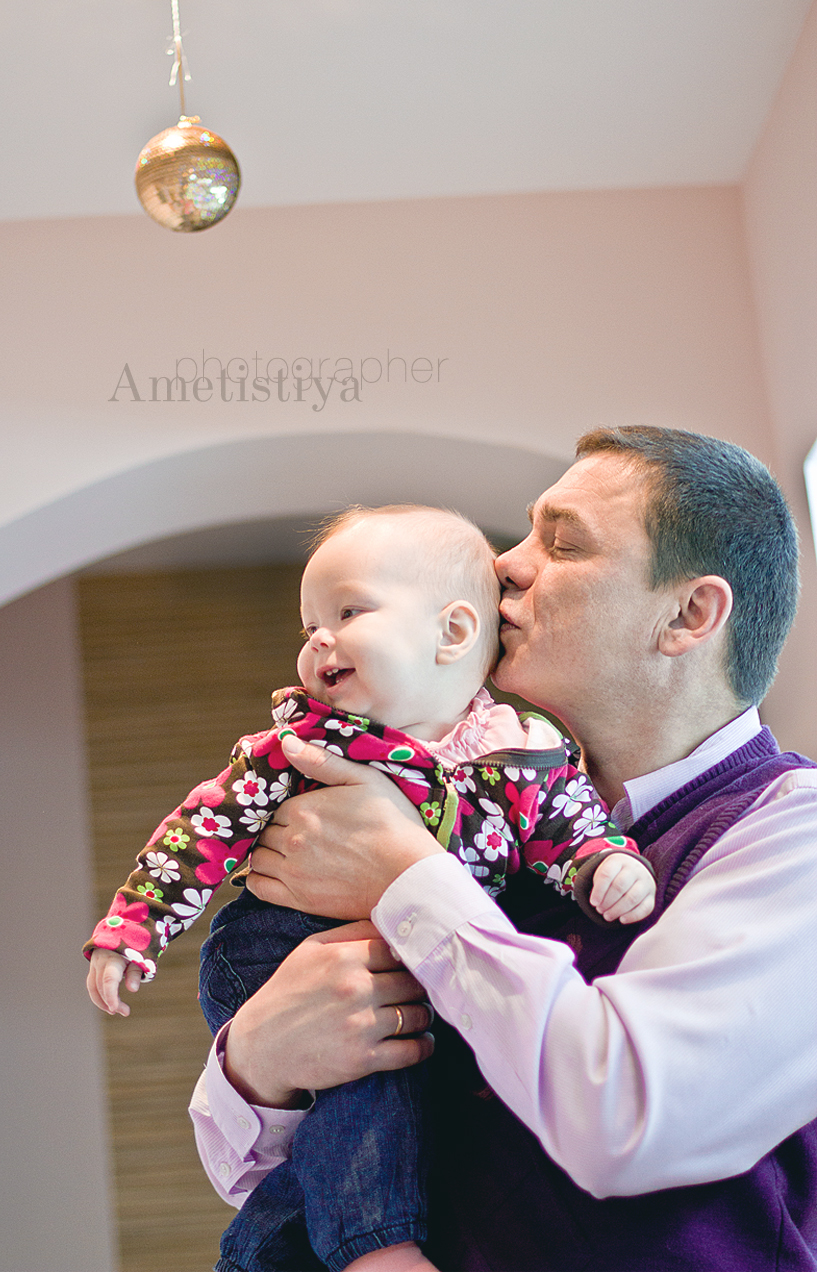 Любимая дочка.