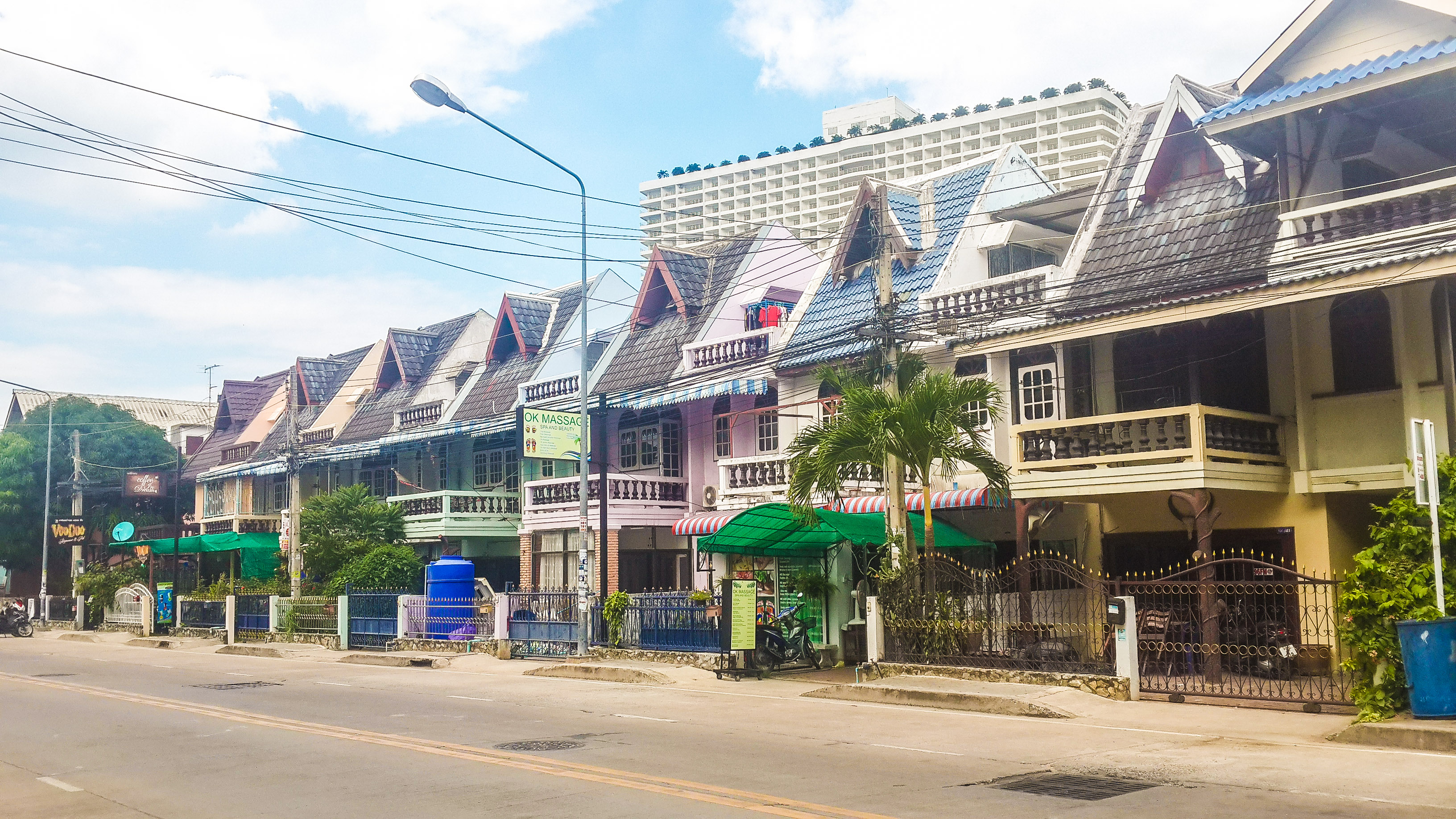 пряничные домики на Джомтьене 