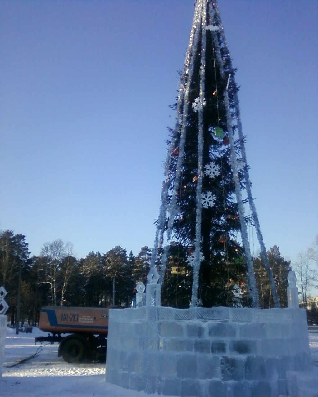 подключили гирлянды