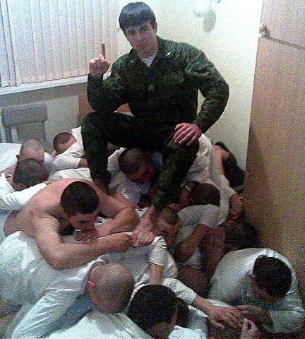 делают "мужиков"