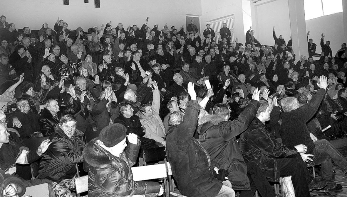 «Нет!» непосильной аренде на землю! Мы не просим, мы требуем!