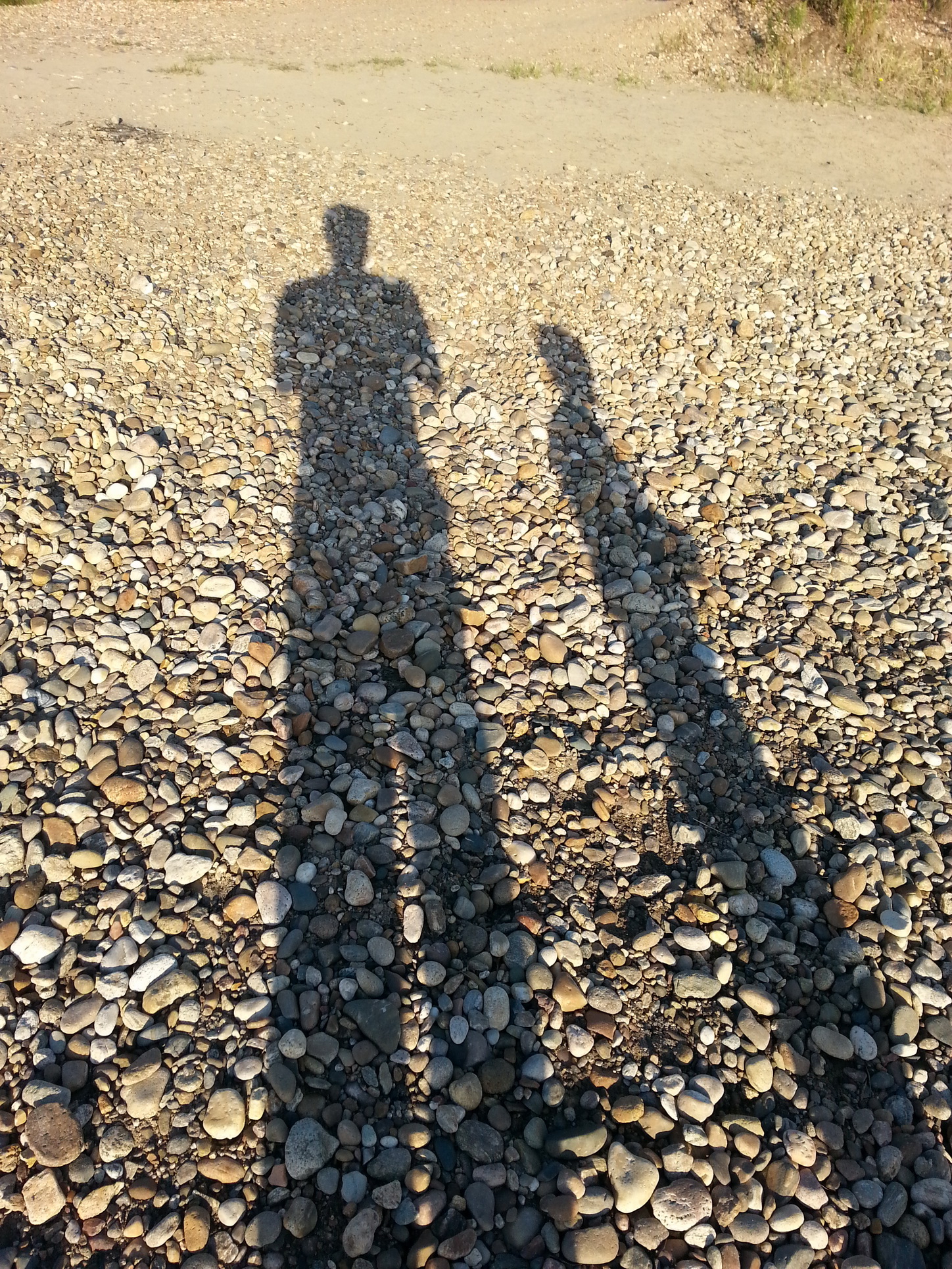 Сирёгина тень каменная с дружбаном)))))